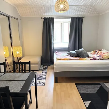 Rautatien Ullakkohuoneisto Apartman