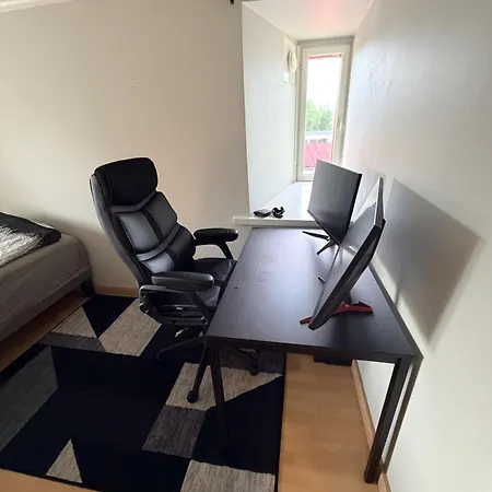Rautatien Ullakkohuoneisto Apartman *